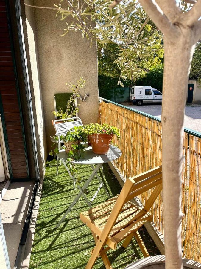 Bel Appartement Lumineux Et Calme A 10Min A Pied Du Centre Aix Avec Parking Et Air Conditionne آيكس أومبروفينس المظهر الخارجي الصورة