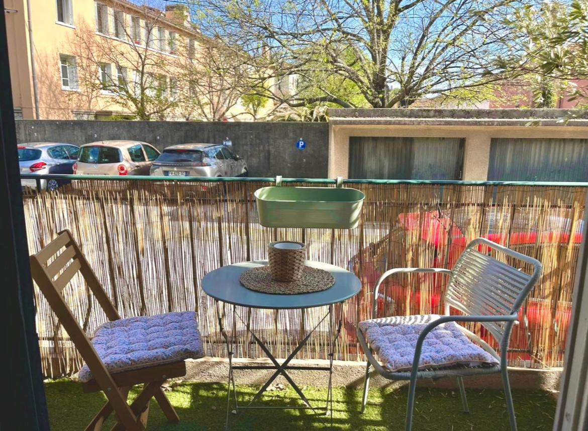 Bel Appartement Lumineux Et Calme A 10Min A Pied Du Centre Aix Avec Parking Et Air Conditionne آيكس أومبروفينس المظهر الخارجي الصورة