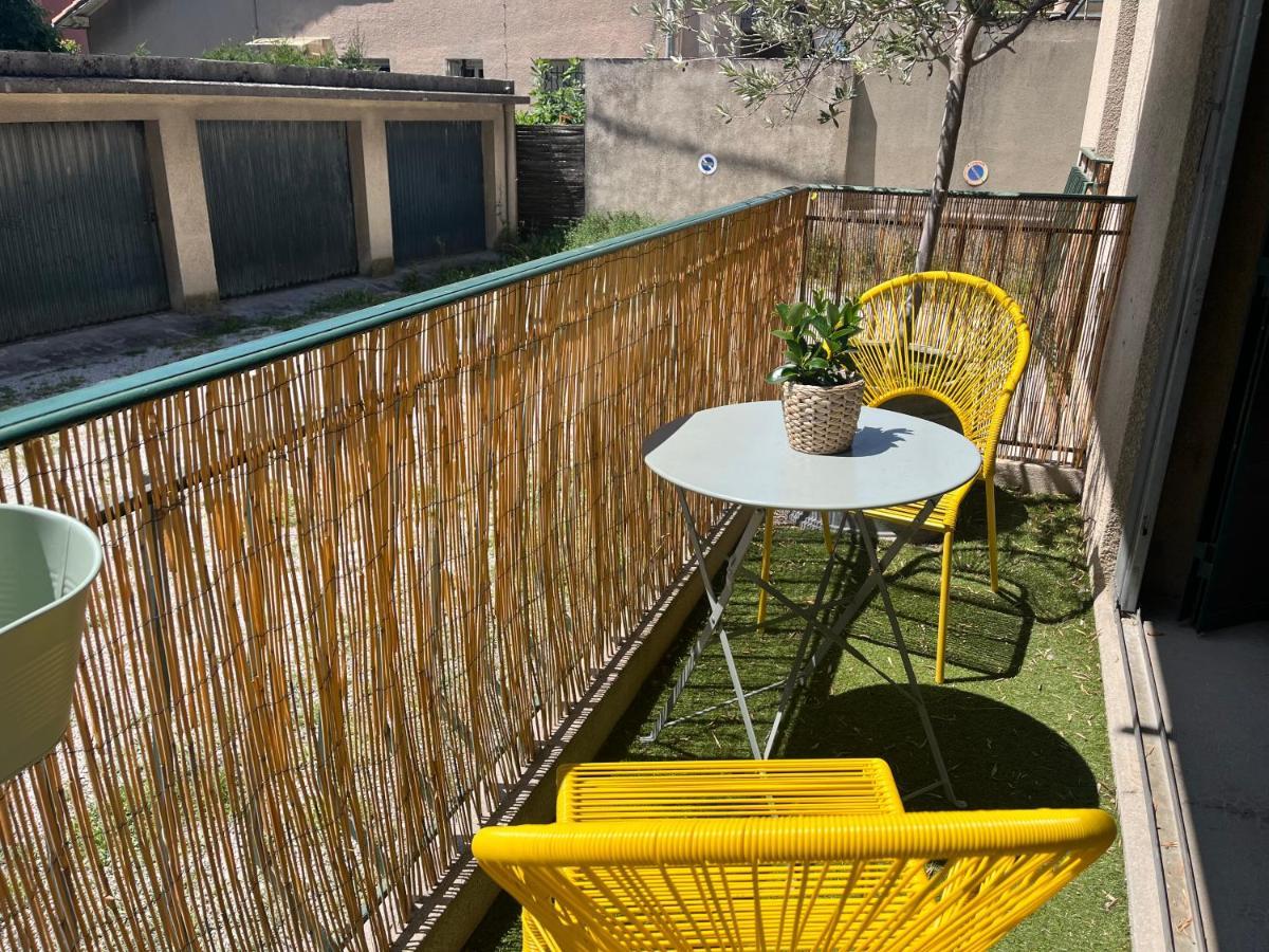 Bel Appartement Lumineux Et Calme A 10Min A Pied Du Centre Aix Avec Parking Et Air Conditionne آيكس أومبروفينس المظهر الخارجي الصورة